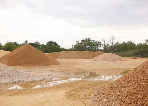 gravel aggregates field